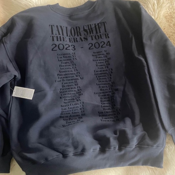 Taylor Swift Eras Tour bluecrew - Picture 1 of 4